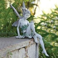Sitting Fairy Statue Resin Ornament Garden Balcony Sculpture Backyard Craft Landscaping Home Garden Decor