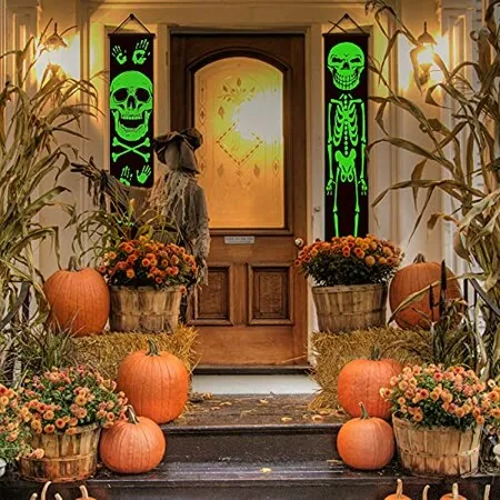 Luminous Halloween Porch Sign for Frontdoor Window Deocration Thrilling Banner with Glowing Green Skeleton at Night Add Terrorist