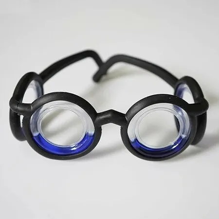 Kids Anti Motion Sickness Smart Glasses, Ultra Light Portable Nausea Relief Liquid Glasses, Carsickness Airsickness Seasickness Glasses