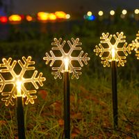 Christmas Pathway Solar Lights Decorative Garden Display LED Light 5 Pieces Warm Lights (Snowflakes)