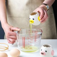Egg White Separator Cute Cartoon Model Kitchen Accessories Easy Separation of Egg Whites and Yolks Ceramics Cooking Kitchen Tool Color Yellow