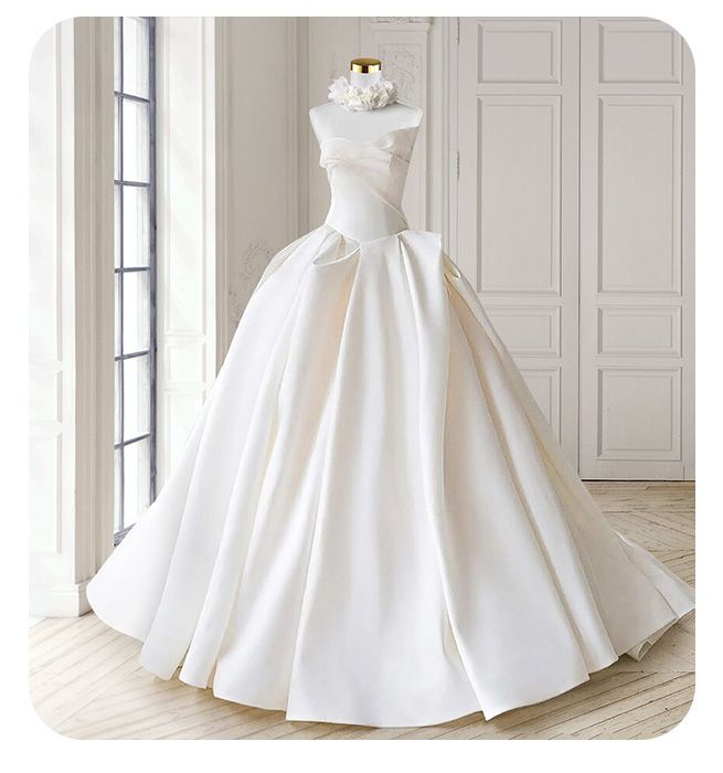Female Mannequin Torso Display Stand Manikin Dress Dressmakers Sewing Fashion Tripod Base 133-180CM White