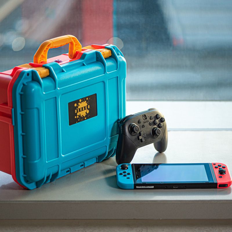 Portable Shoulder Bag for Nintend Switch and oled Explosion-proof Box Travel Handbag Hard Cover Accessories Carrying Case Color Blue And Orange