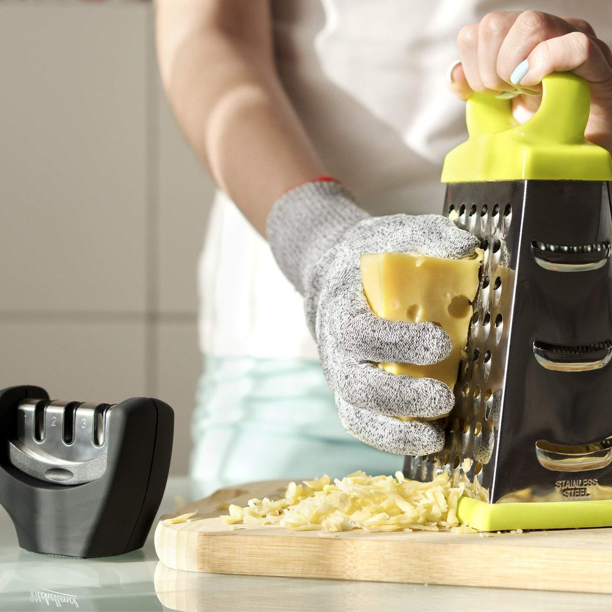https://img.bestdeals.co.nz/products_pictures/706/70646_674919_F.jpg