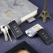Mini Portable Gram Scale 200g/ 0.01g Mini Digital Pocket Scale Car Key Shape Electronic Scale with Battery for Jewelry, Food (1 Piece)