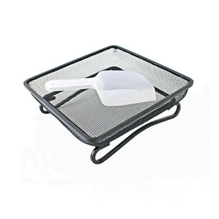 Outdoor Platform Ground Bird Feeder - Durable Metal Mesh Design with Bird Seed Scoop